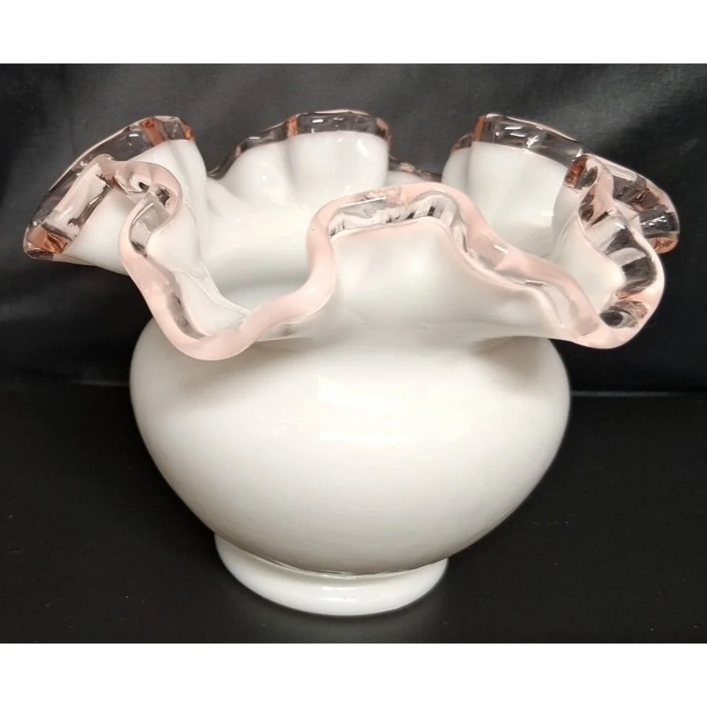 Vintage‎ Fenton Rose Crest Milk Glass Rose Bowl Pink Ruffled Rim Vase 4